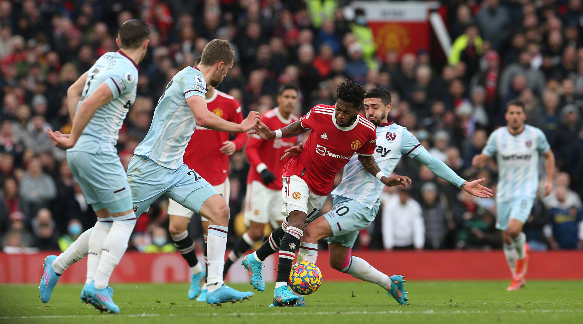 士提供了深 士提供了深